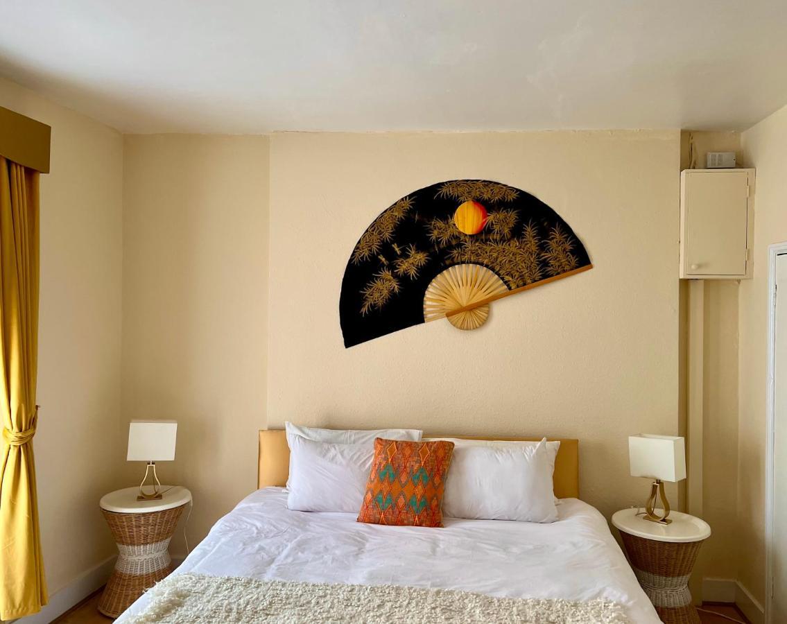Candy Cafe Apartment London Bagian luar foto