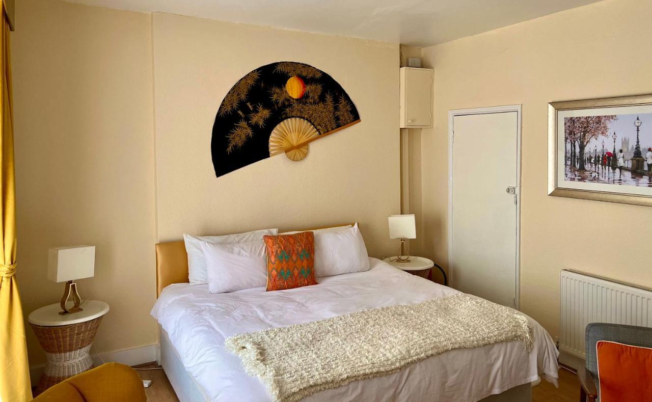 Candy Cafe Apartment London Bagian luar foto